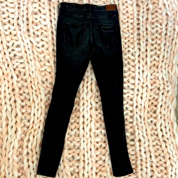 Hollister high rise super skinny black jeans - Picture 2 of 2